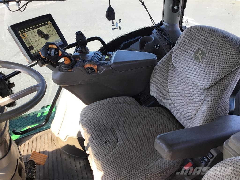 John Deere 6250R Traktori