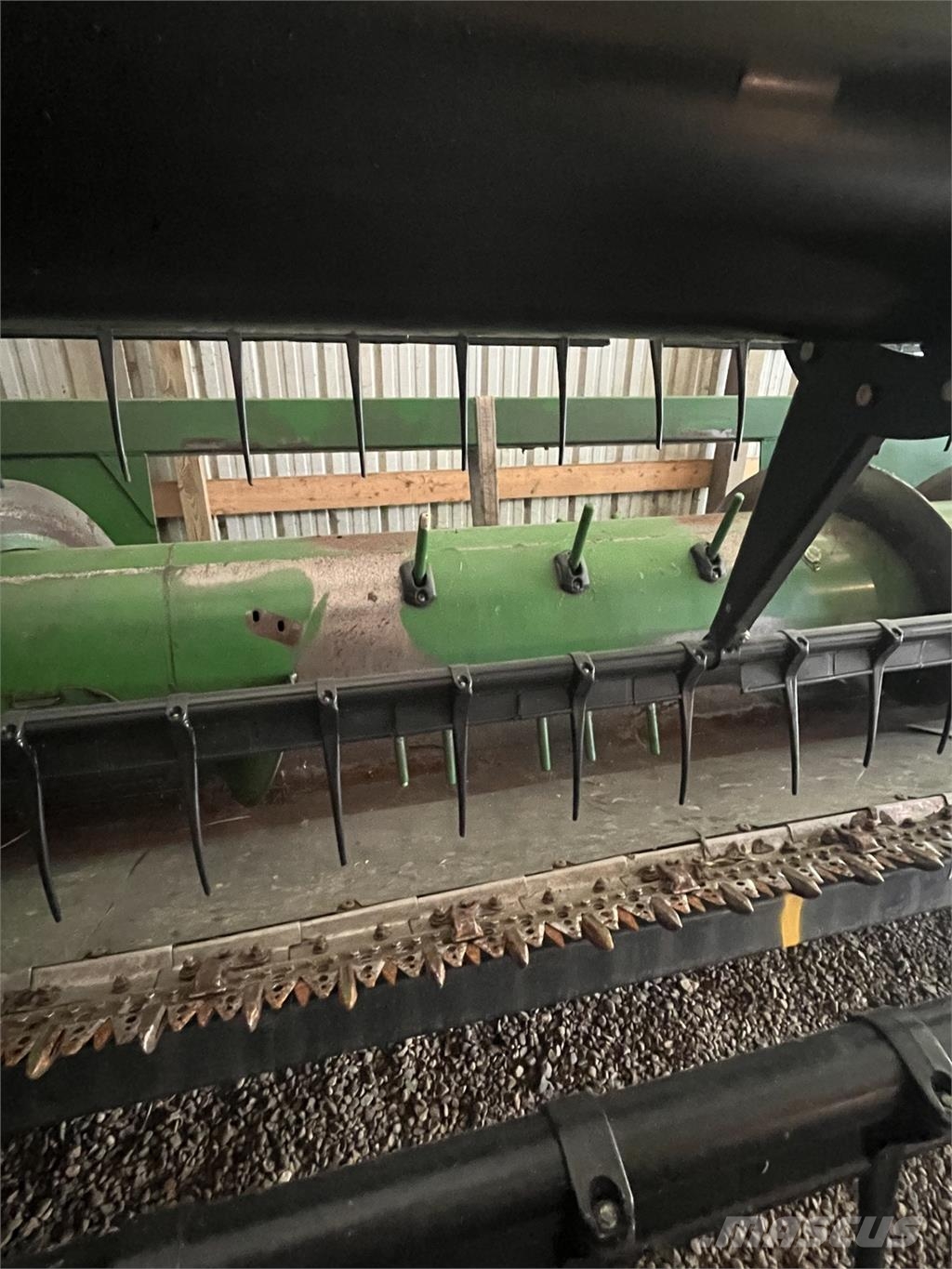 John Deere 630F Dodatna oprema za kombajne