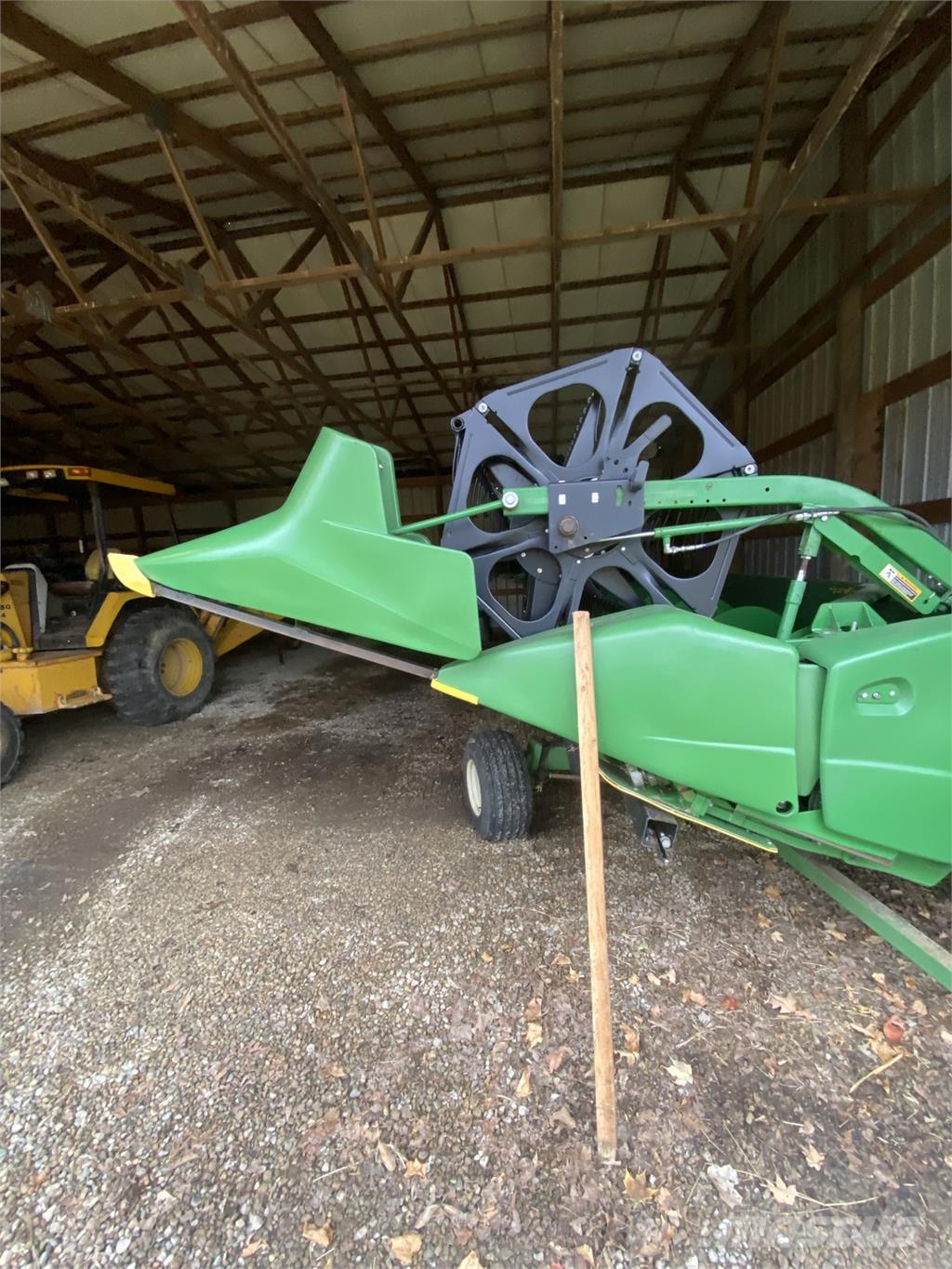 John Deere 630F Dodatna oprema za kombajne