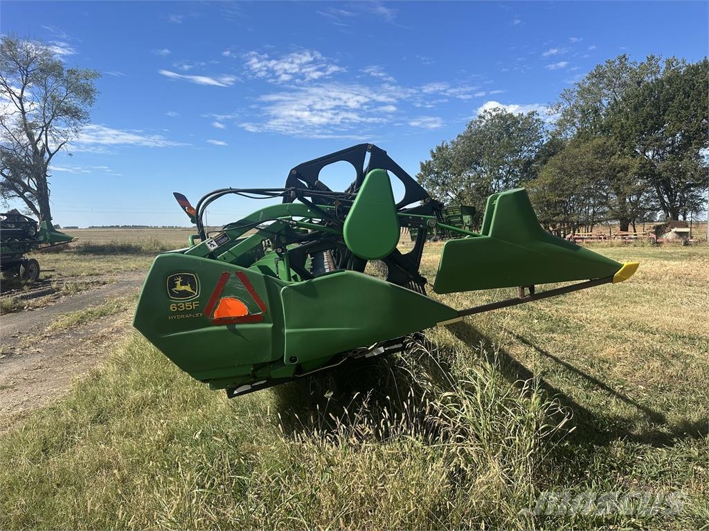 John Deere 635F Dodatna oprema za kombajne