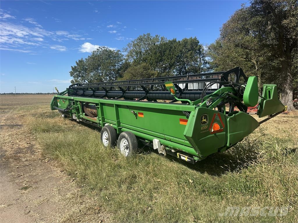 John Deere 635F Dodatna oprema za kombajne