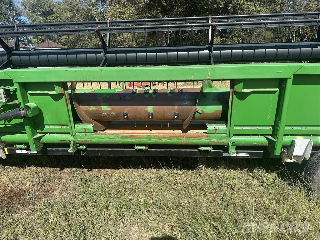 John Deere 635F Dodatna oprema za kombajne