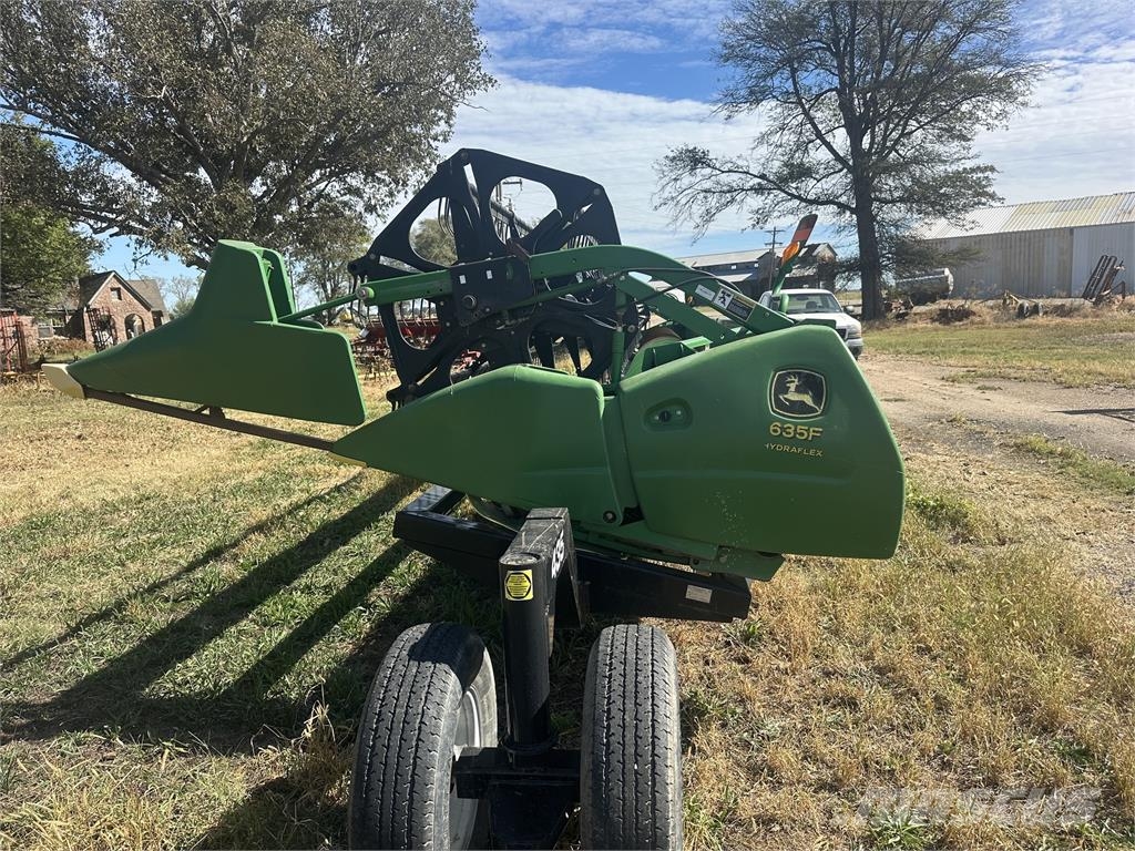John Deere 635F Dodatna oprema za kombajne