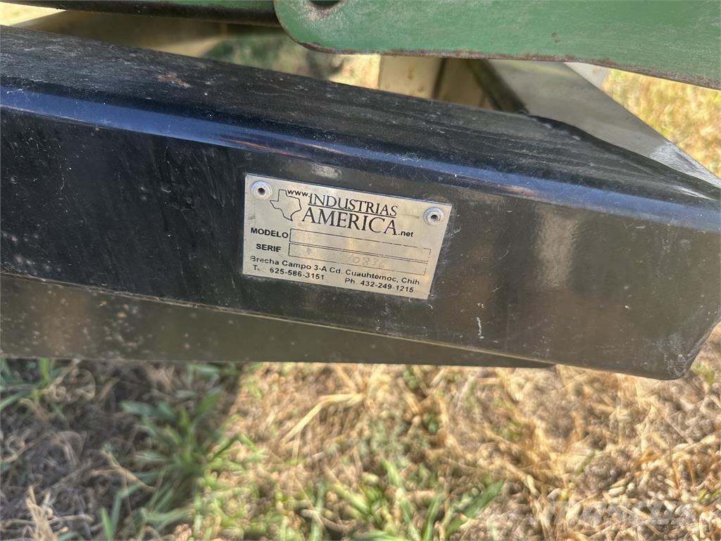 John Deere 635F Dodatna oprema za kombajne