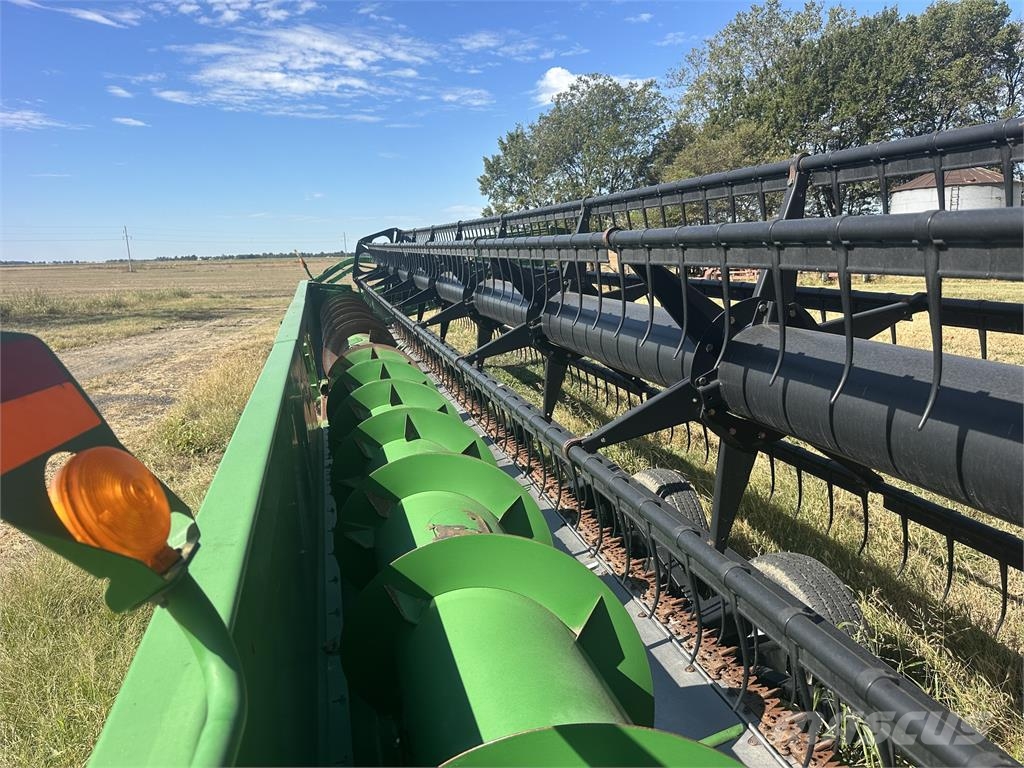 John Deere 635F Dodatna oprema za kombajne