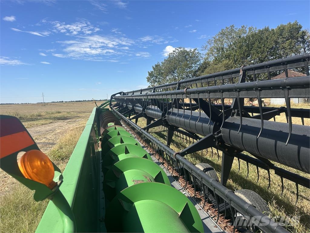 John Deere 635F Dodatna oprema za kombajne