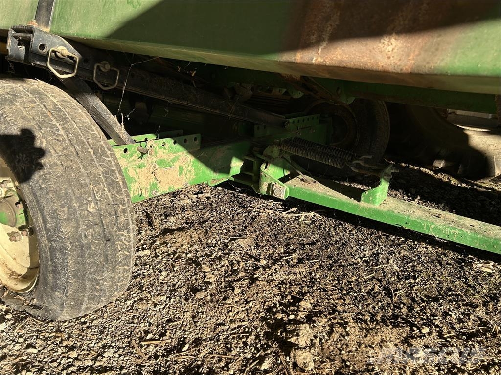 John Deere 635FD Combine harvester accessories