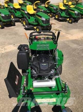 John Deere 636M Päältäajettavat ruohonleikkurit