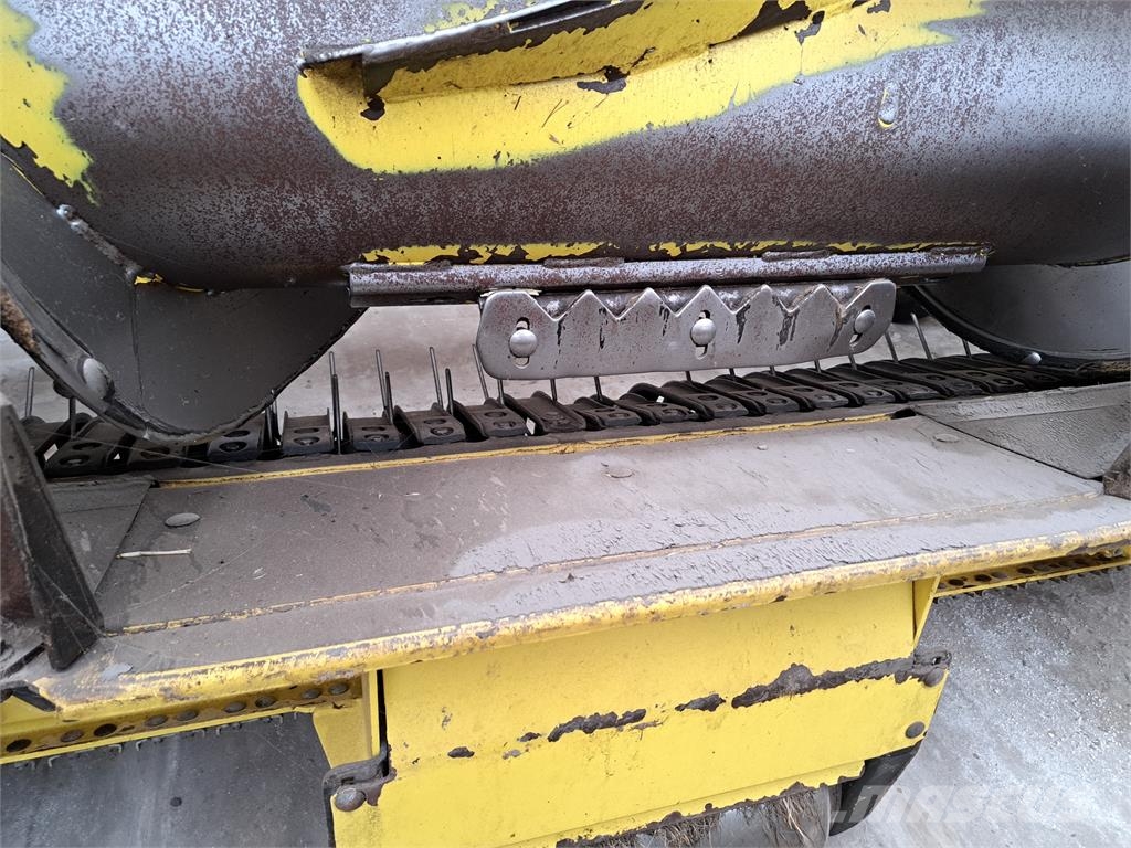 John Deere 639 Windrowers