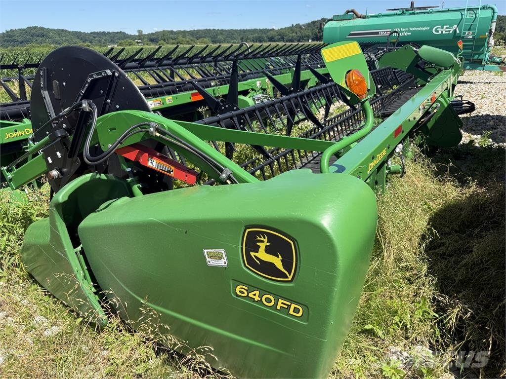 John Deere 640FD 联合收割机配件