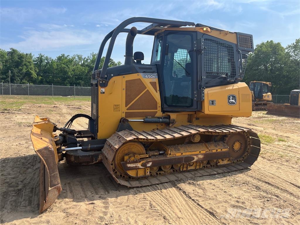 John Deere 650K Buldooserid