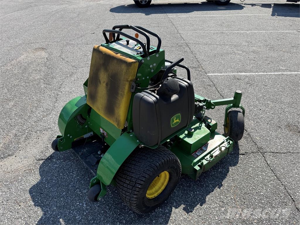 John Deere 652R Tractores corta-césped