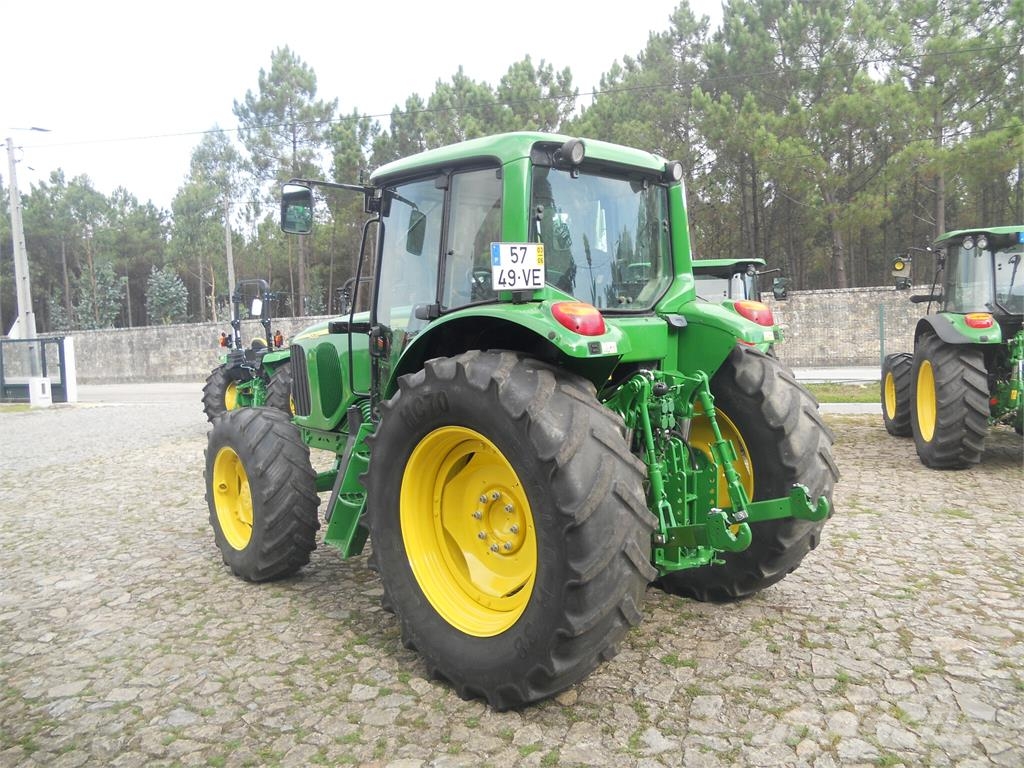 John Deere 6620 Трактори