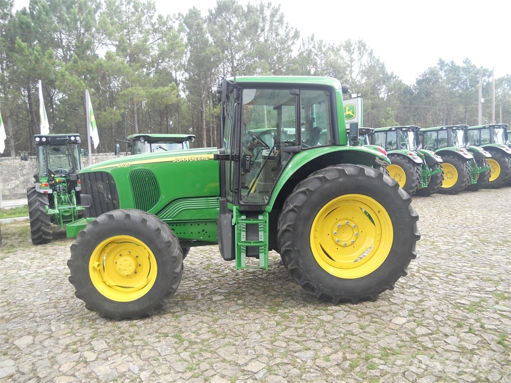 John Deere 6620 Трактори