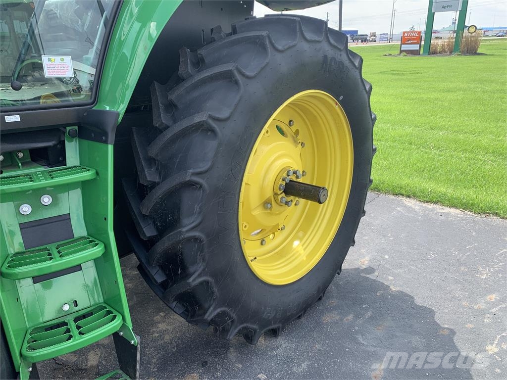 John Deere 6M 180 Трактори