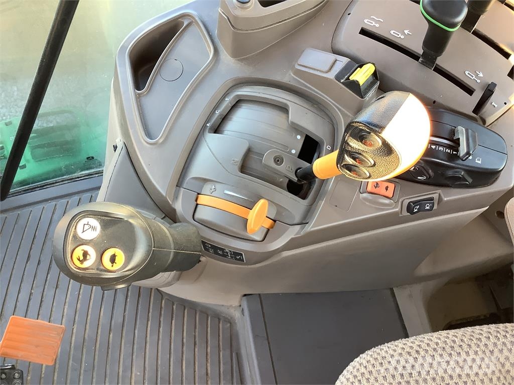 John Deere 6M 155 Tratores compactos