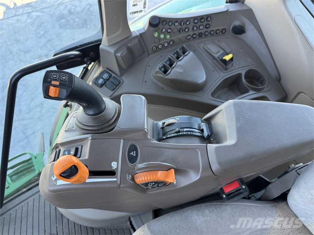 John Deere 6M 150 Traktori