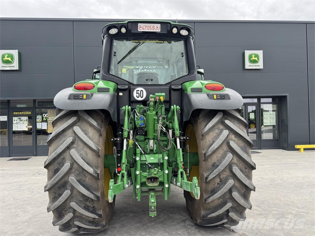 John Deere 6M165 Traktori