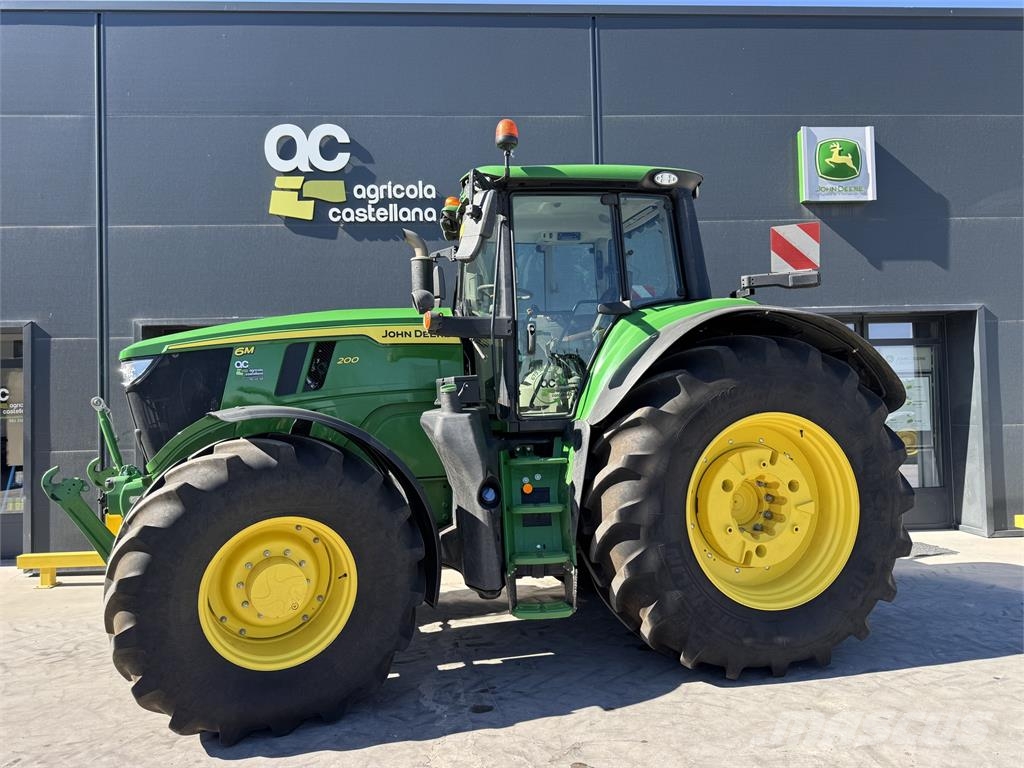 John Deere 6M200 Tracteur