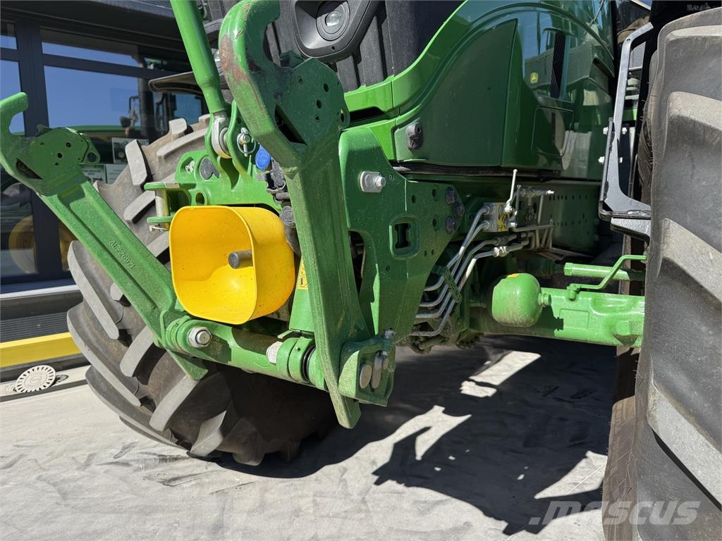 John Deere 6M200 Tracteur