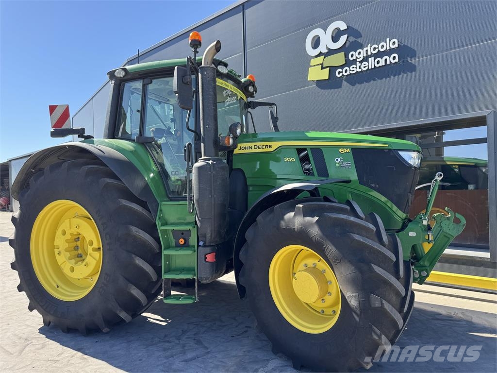 John Deere 6M200 Tracteur