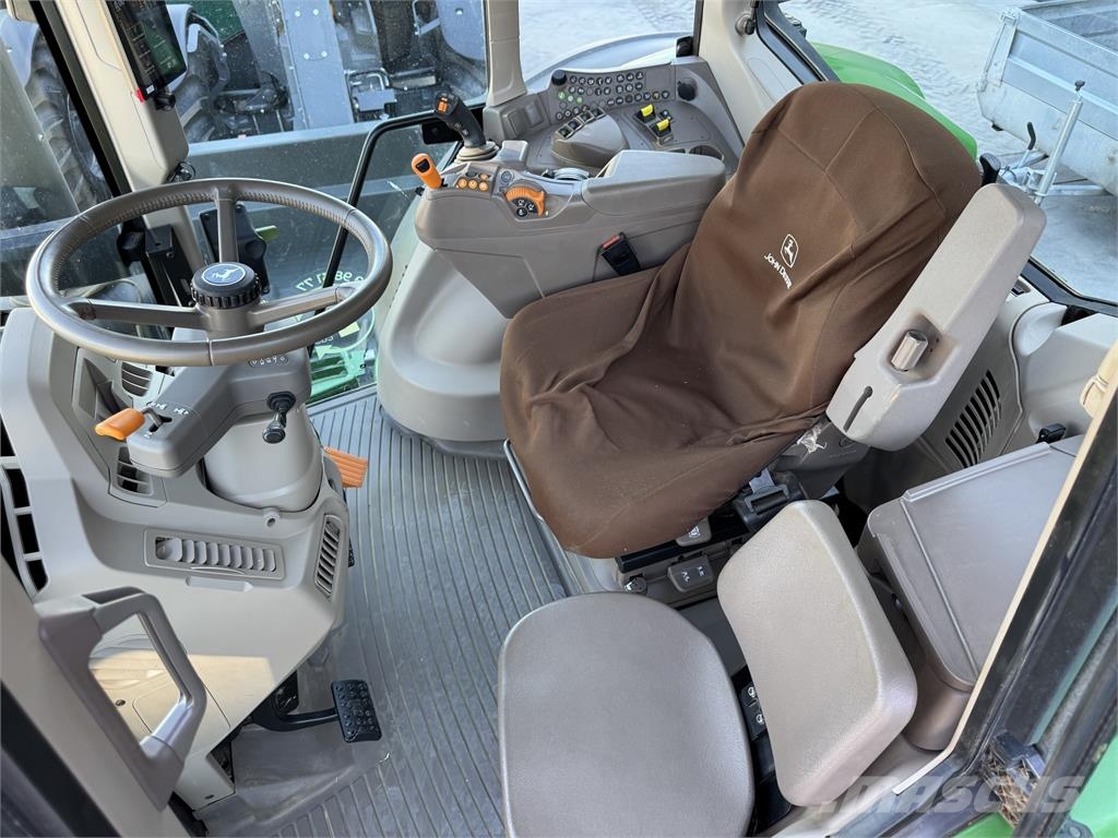 John Deere 6M200 Tracteur