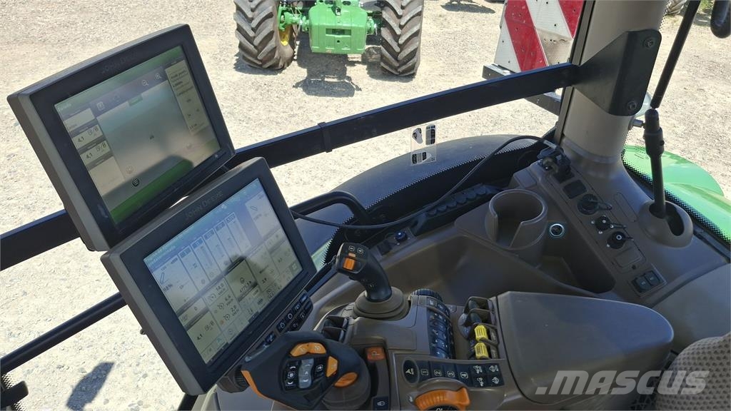 John Deere 6R 185 الجرارات
