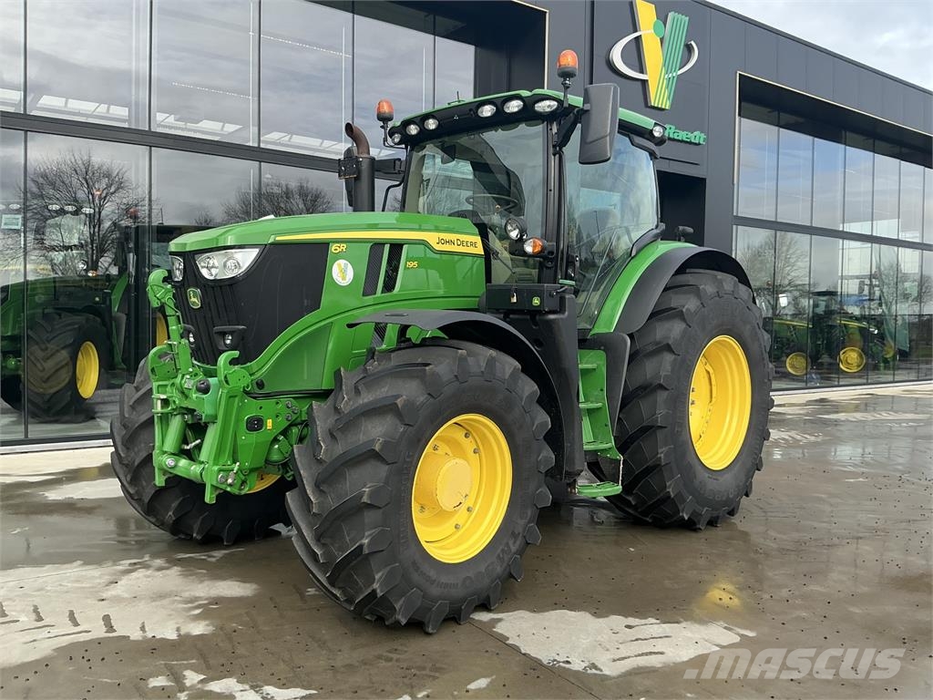 John Deere 6R 195