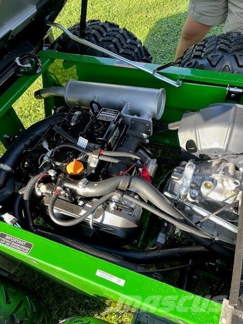 John Deere 6X4 D Pomoćne mašine