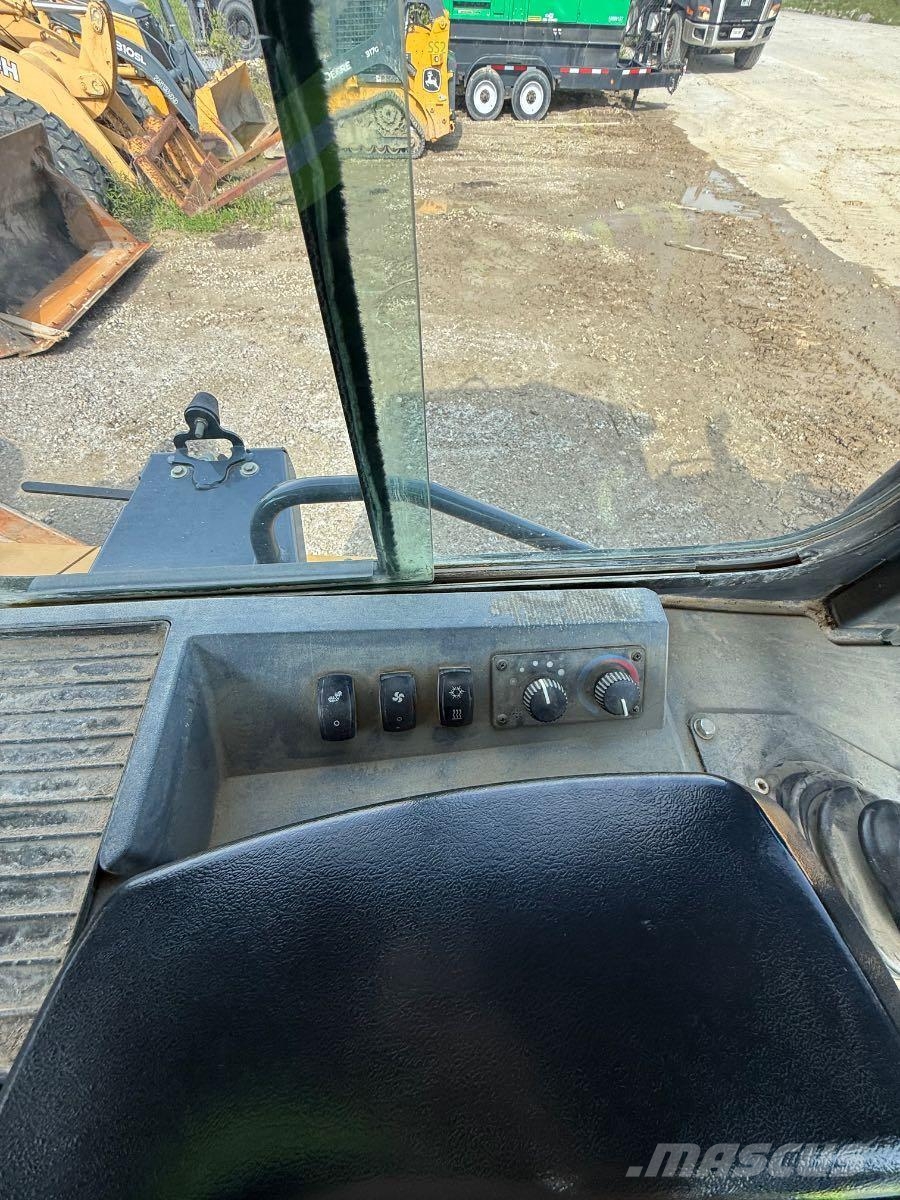 John Deere 700K LGP Buldooserid