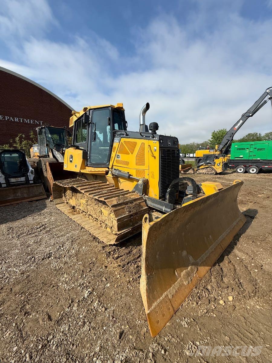 John Deere 700K LGP Buldooserid
