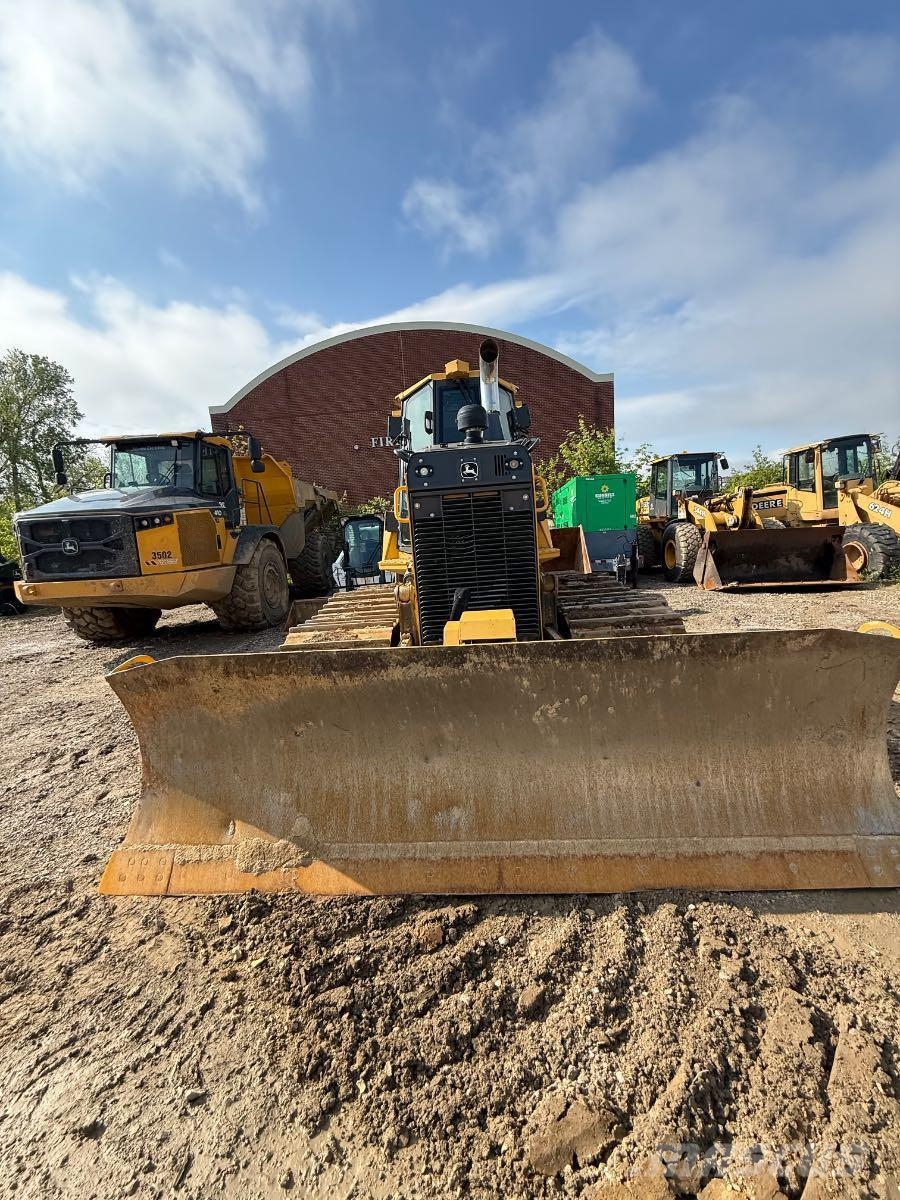 John Deere 700K LGP Buldooserid