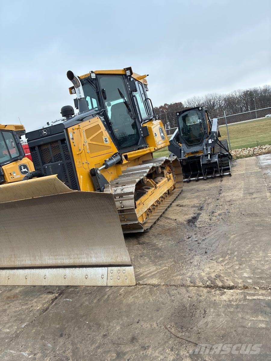 John Deere 700L XLT Buldožeri guseničari
