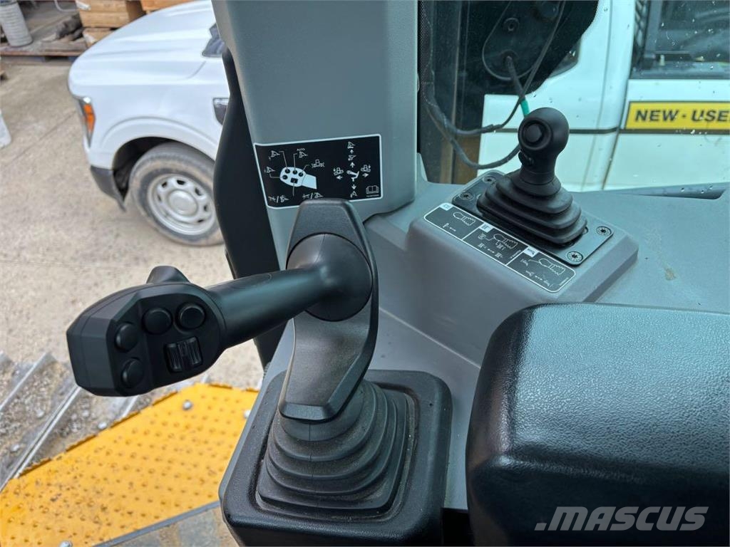 John Deere 700L XLT Buldožeri guseničari