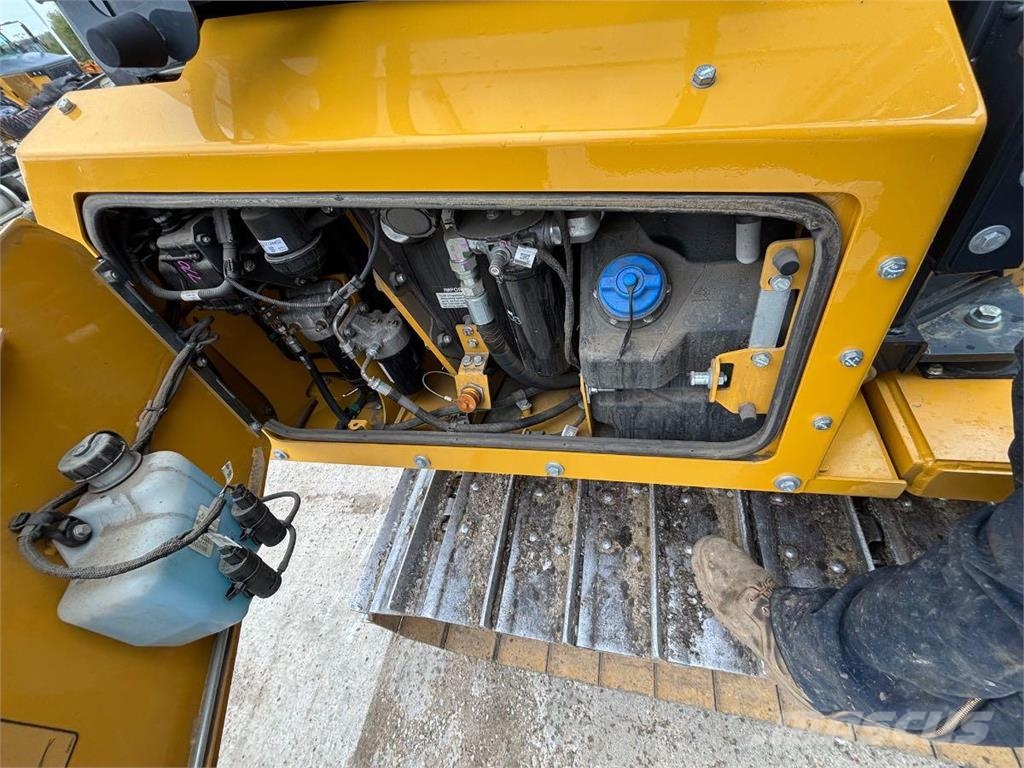 John Deere 700L XLT Buldožeri guseničari