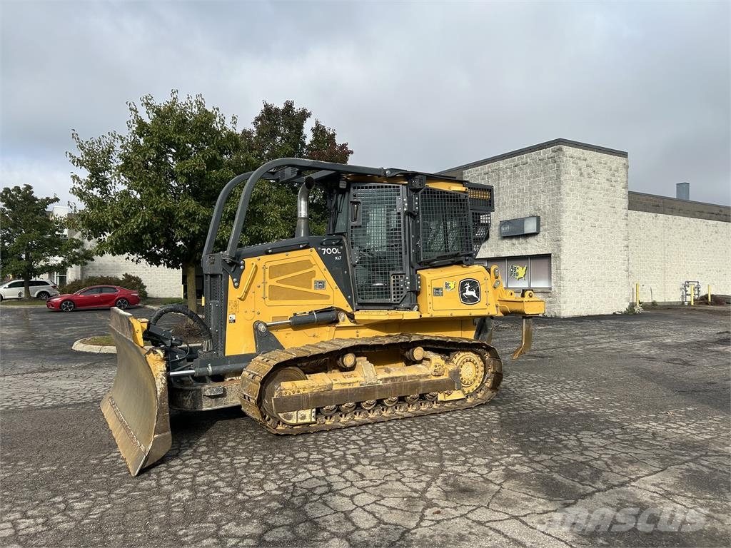 John Deere 700L ブルドーザー