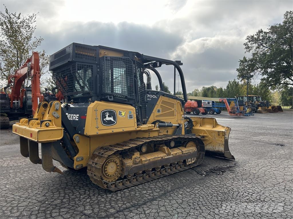 John Deere 700L ブルドーザー