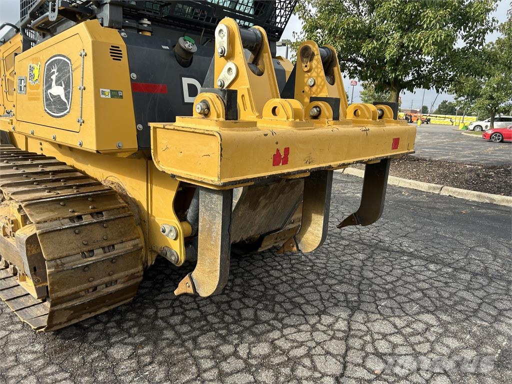 John Deere 700L ブルドーザー