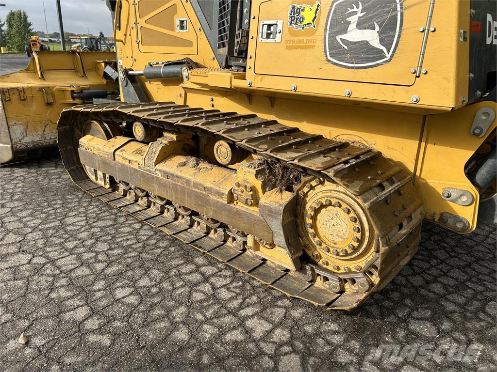 John Deere 700L ブルドーザー