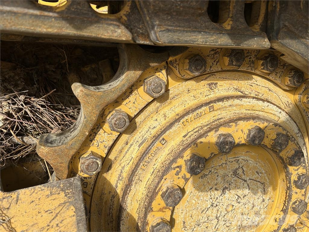 John Deere 700L ブルドーザー