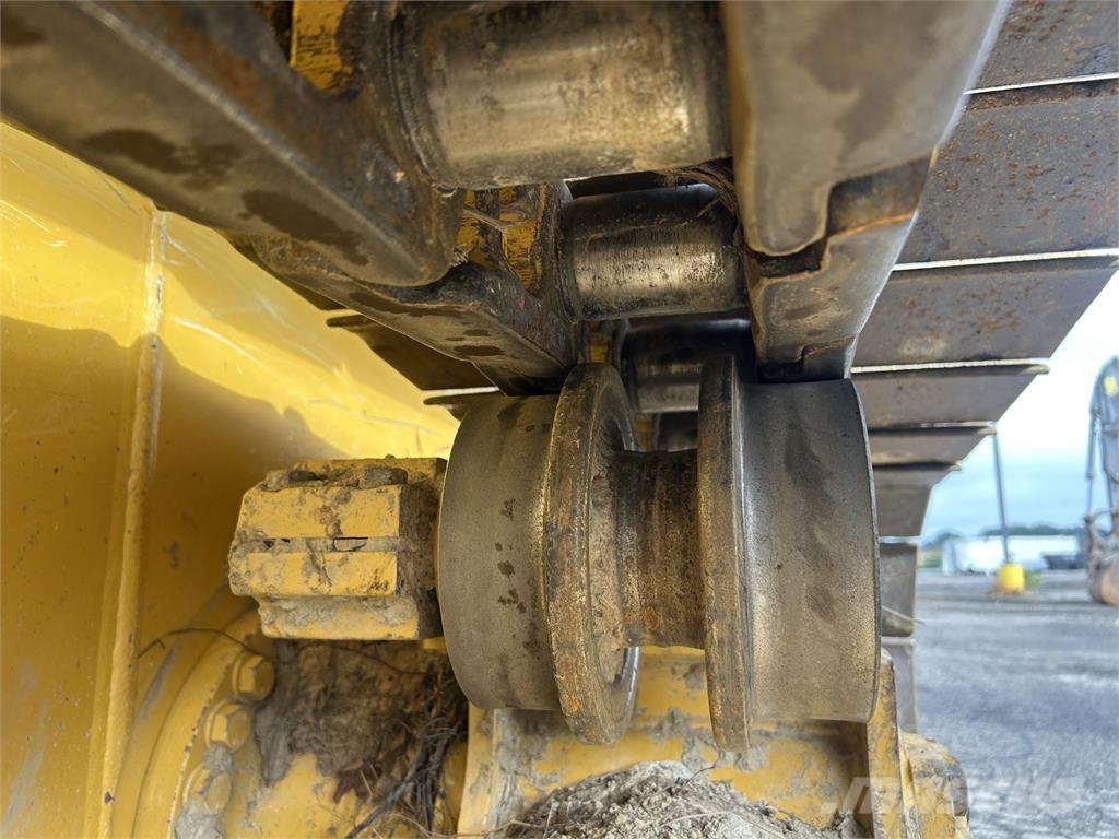John Deere 700L ブルドーザー