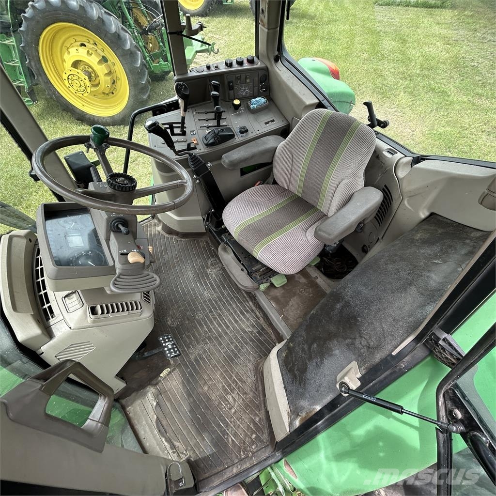 John Deere 7130 Traktoriai