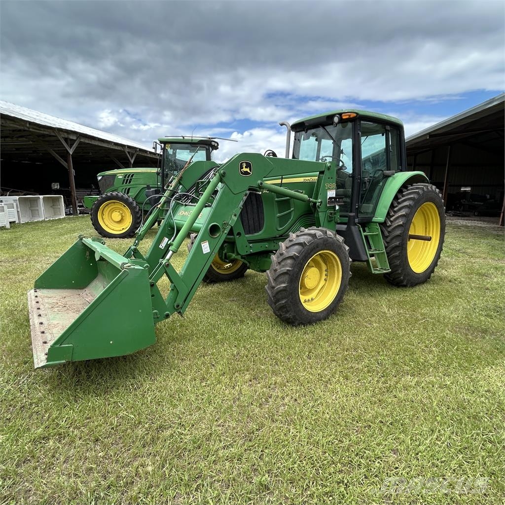 John Deere 7130 Traktoriai