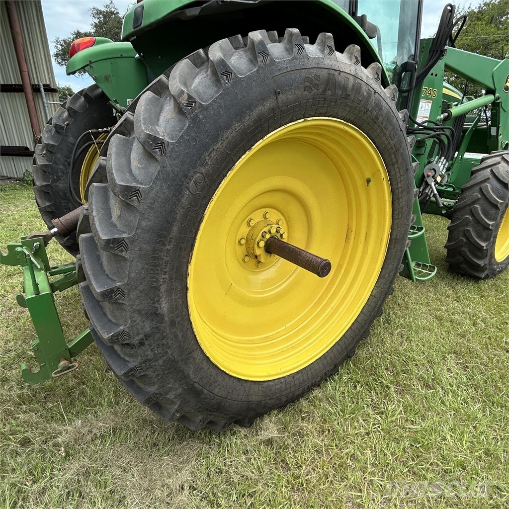 John Deere 7130 Traktoriai