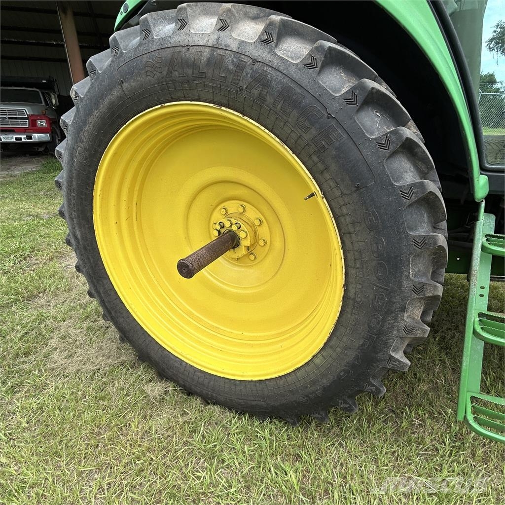 John Deere 7130 Traktoriai