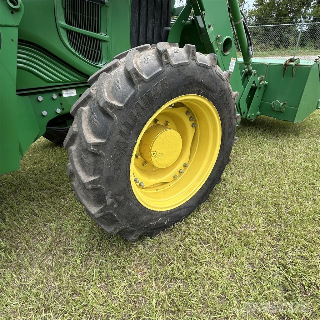 John Deere 7130 Traktoriai
