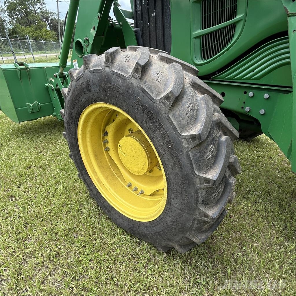 John Deere 7130 Traktoriai