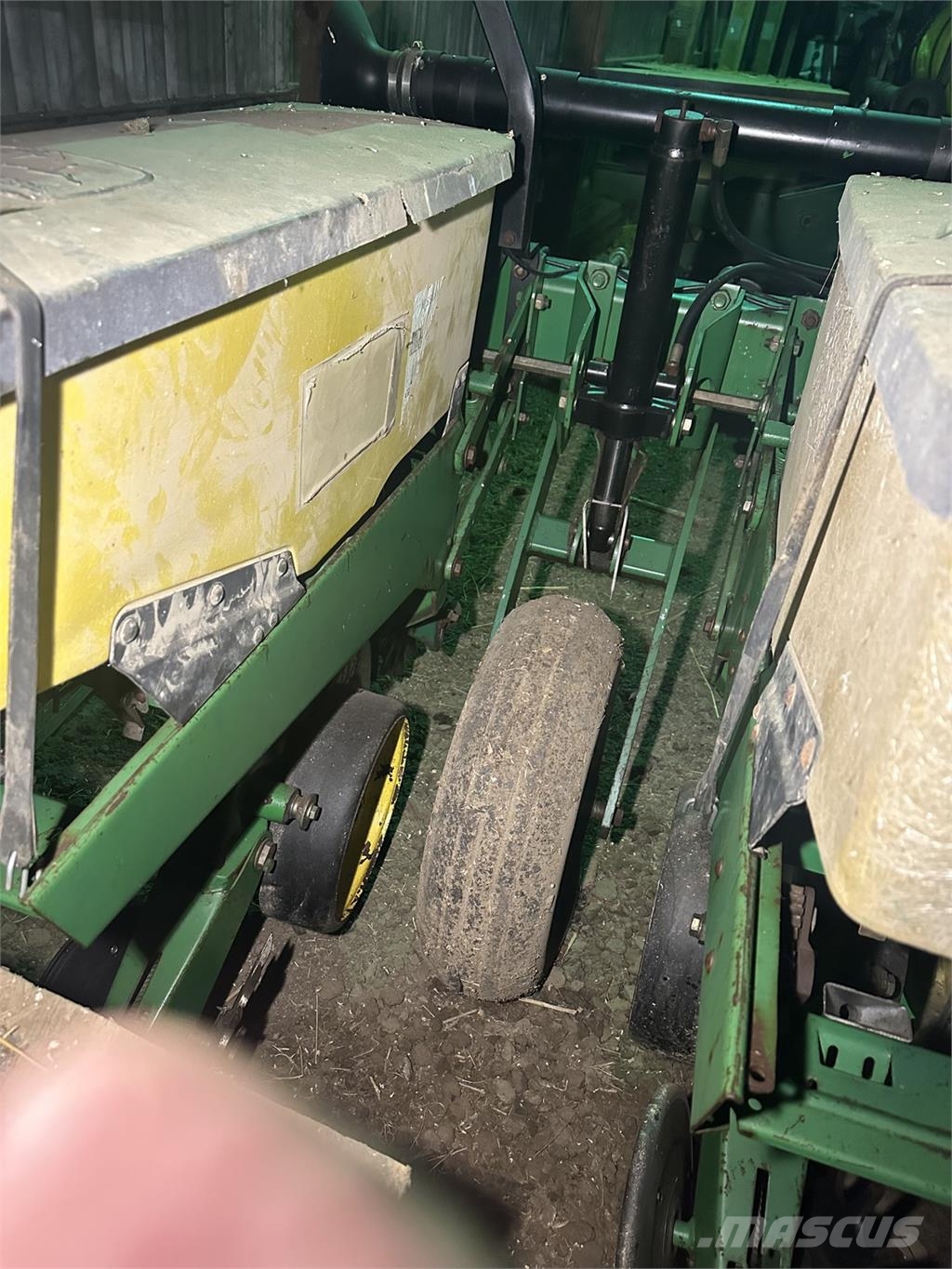 John Deere 7200 田植え機・種まき機
