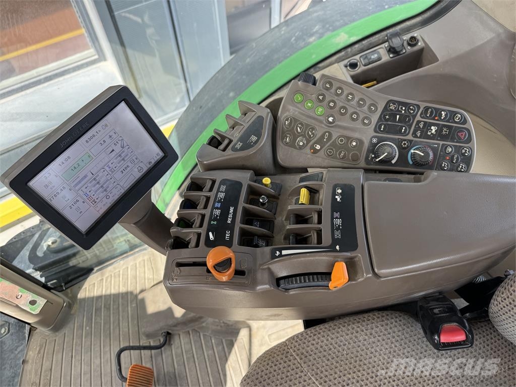 John Deere 7200R Tractors