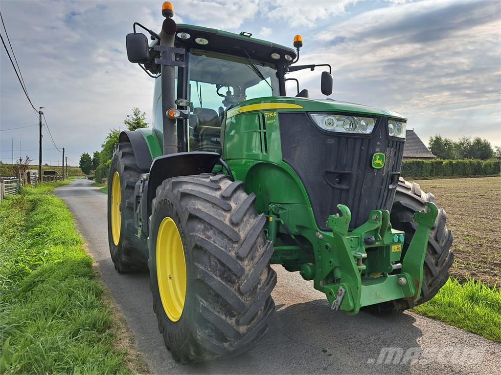 John Deere 7230R Traktorit